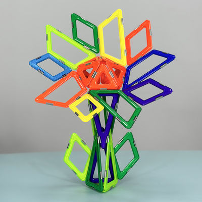 Kleurrijke bloemen Magnetische geometrische tegels Magnetische bouwstenen Voor 3-jarigen