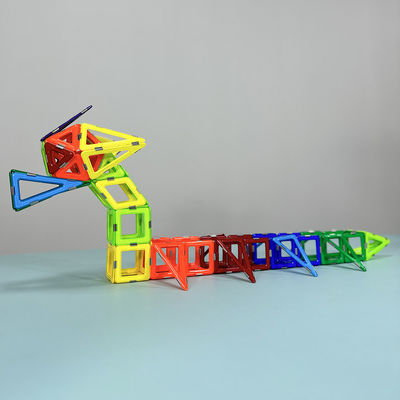 Magnetische tegels in de vorm van een papegaai Bouwstenen voor kinderen Creativiteit educatief