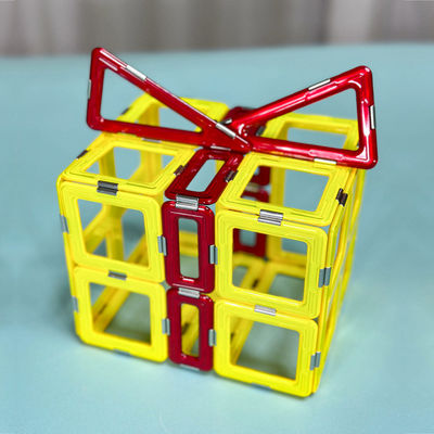 Veelzijdige vormen Intelligente magnetische bouwstenen Geschenkdoos Creatief leer speelgoed
